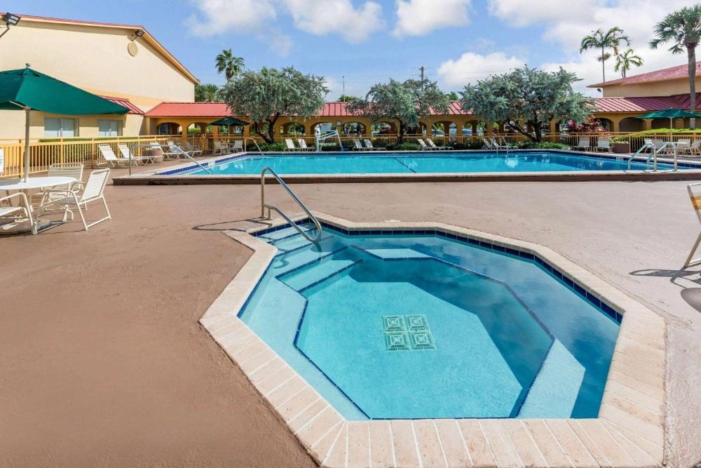 La Quinta by Wyndham Fort Lauderdale Pompano Beach